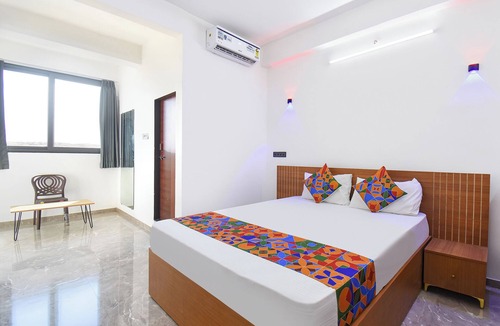 Hadapsar Hotel | Fabhotel Dsp