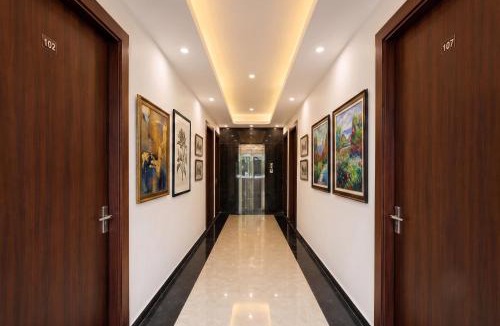 Udyog Vihar Hotel | FabHotel Durga Luxury Studio