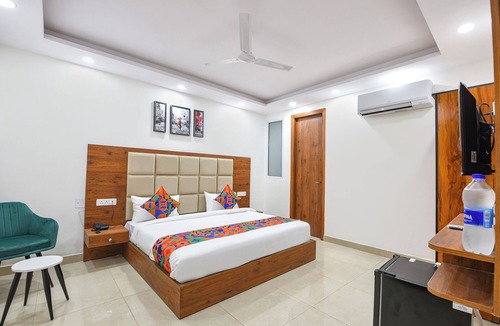 Faridabad Hotel | Fabhotel Evergreen
