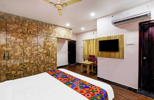 Medchal Hotel | Fabhotel Friendly Stay Luxury Room'S