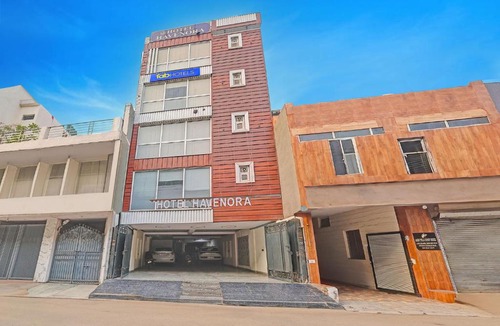 Delhi Hotel | FabHotel Havenora - Nr Maharani Bagh