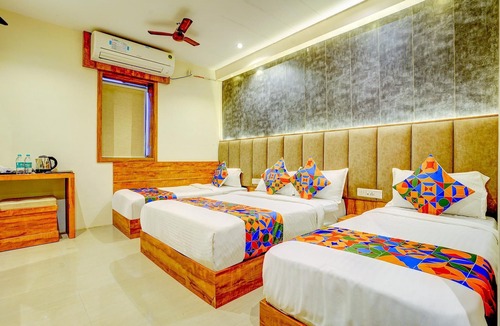 Prabhadevi Hotel | Fabhotel Indore Palace