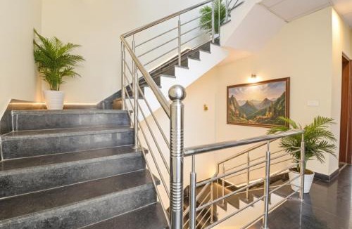 Vaishali Nagar Hotel | FabHotel LFC