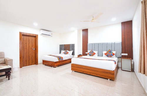 Khammam Hotel | FabHotel Mamatha Grand - Nr. Khammam Railway Station