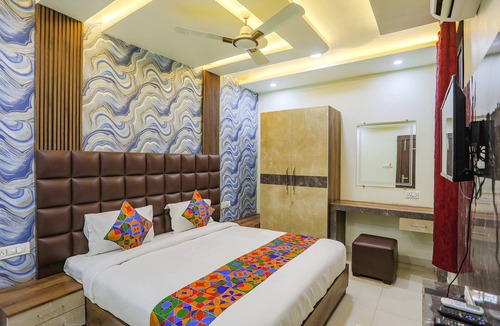 Kanpur Hotel | Fabhotel Naman