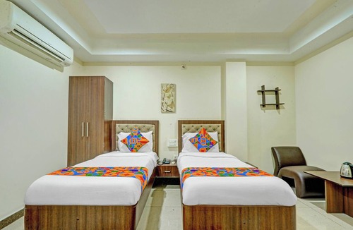 Nellore Hotel | Fabhotel New Raadhey Guest Inn