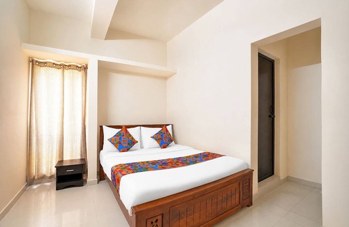 Sholinganallur Hotel | Fabhotel Nimalan Residency Sholinganallur