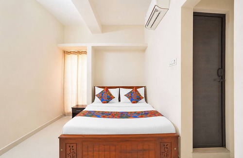 Sholinganallur Hotel | Fabhotel Nimalan Residency Sholinganallur