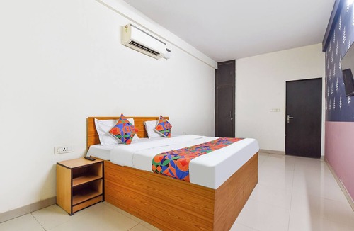 Vaishali Nagar Hotel | Fabhotel Palak Palace