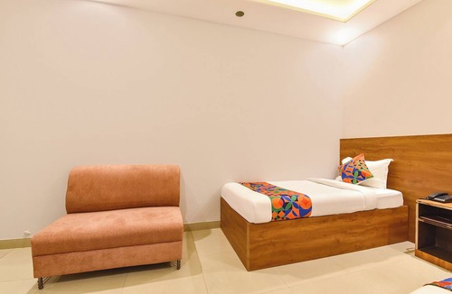 Paschim Vihar Hotel | Fabhotel Prime Garvit