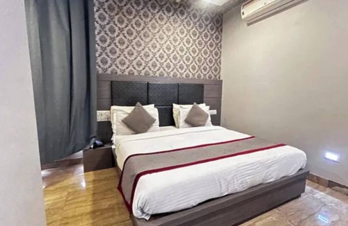 Malviya Nagar Hotel | Fabhotel Prime Grand Anshul