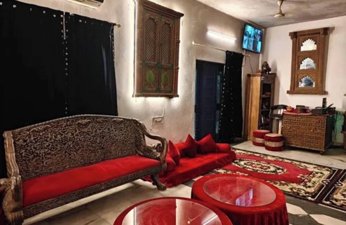 Vaishali Nagar Hotel | FabHotel Prime Harpalsar Heritage Haveli - Near Hawa Mahal