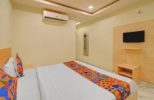 Hyderabad Hotel | FabHotel Prime Nakshatra Inn