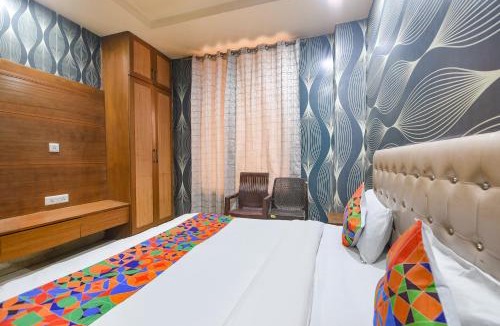 Faridabad Hotel | FabHotel Royal Residency Sector 11