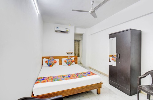 Warje Hotel | Fabhotel Sai Executive