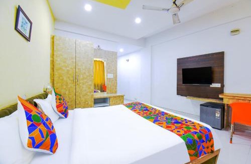 Pirangut Hotel | FabHotel Saiba Residency