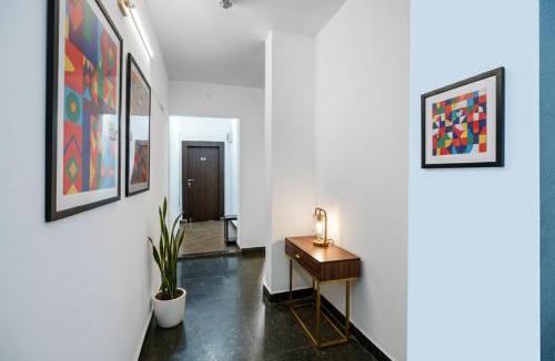 Bhopal Hotel | FabHotel Saket Inn