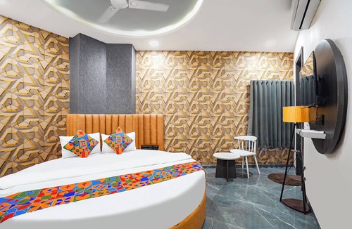 Navarangpura Gam Hotel | Fabhotel Sawariya