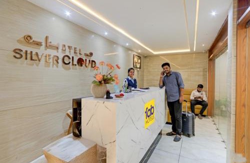 Hanmakonda Hotel | FabHotel Silver Cloud
