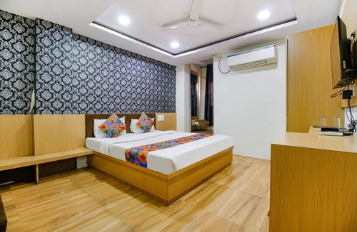 Maharana Pratap Nagar Hotel | Fabhotel Surbhi