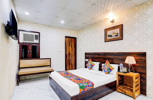 Faridabad Hotel | Fabhotel The Galaxy