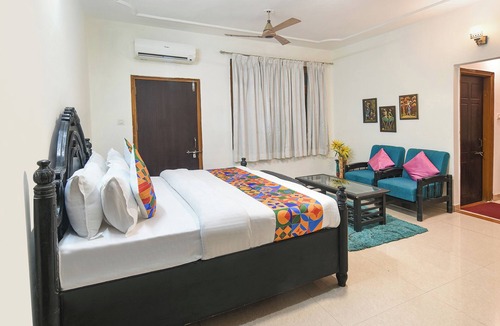 Kolar Road Hotel | Fabhotel The Krishnayan