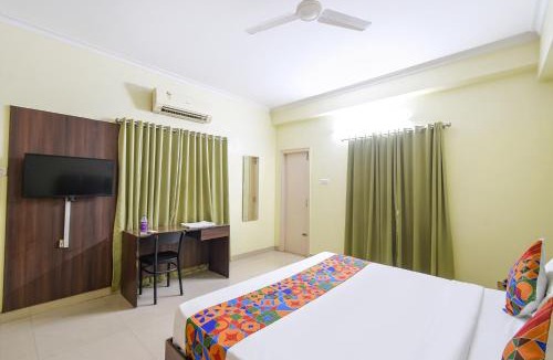 HITEC City Hotel | FabHotel The Stem