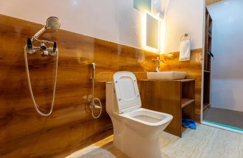 Leh Hotel | Falcon'S Cottages