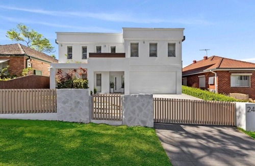 Woolooware House | Family Entertainer Renovated Pool House