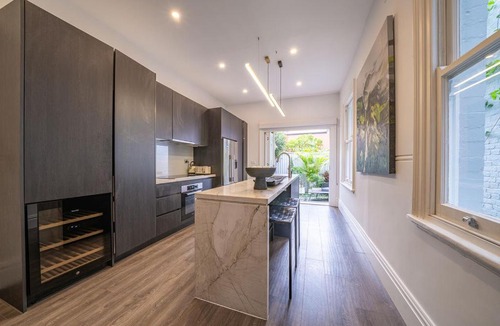Woolloomooloo Apartment | Family Escape Terrace Near Harbour & Opera House
