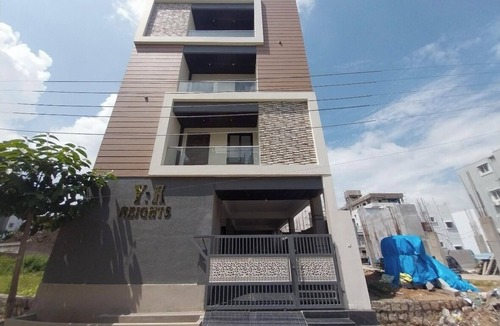 Hyderabad House | Fantastic 4-bedroom building with AC in Hyderabad specious living and dining