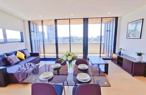 Zetland Apartment | Fantastic Home near Airport and CBD