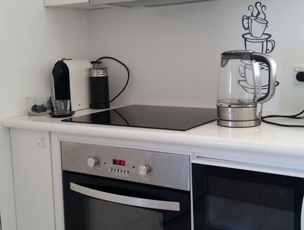 Randwick Apartment | Fantastic home near Coogee beach