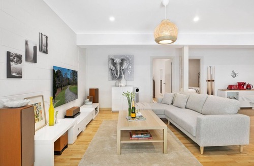 Berrima House | Fern Creek Cottage – central comfort and serenity