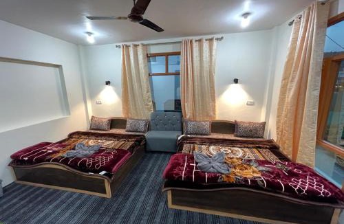Srinagar House | Final choice