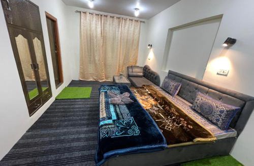 Srinagar House | Final choice