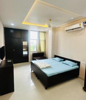 Malviya Nagar Apartment | Flat in Malviya Nagar Near GT & WTP