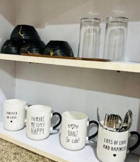 Malviya Nagar Apartment | Flat in Malviya Nagar spacious 2 beds for 4 guests