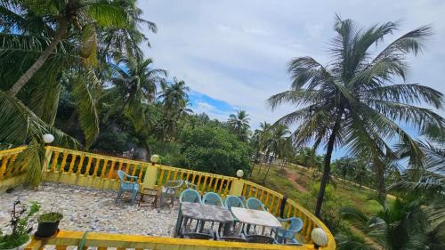 Candolim House | Flobestian's Seafront Villa