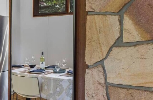 Austinmer House | Forest Trails Escape Bushland Serenity near Beach