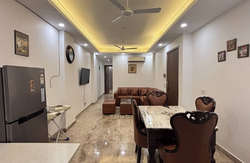 Saket Apartment | Fortune Home Service Apartment 3Bhk J150