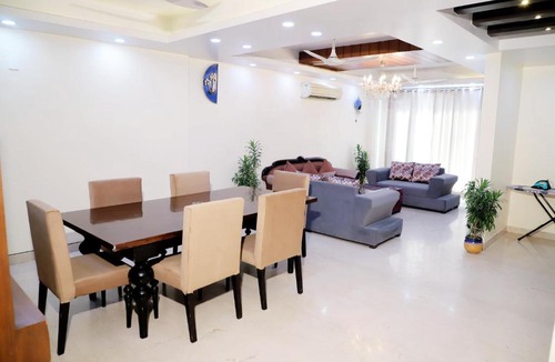 Saket Apartment | Fortune Home Service Apartment 3Bhk,J-171 Near Max Hospital