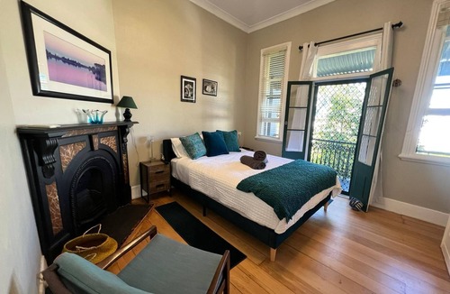 Darlinghurst House | 'Furness' - Classic Surry Hills Terrace'. Quiet and Central