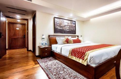 Varanasi Hotel | Gangotri - A Divine River Retreat