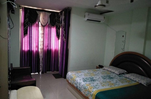 Mau Ranipur Hotel | Gaurav Guest House
