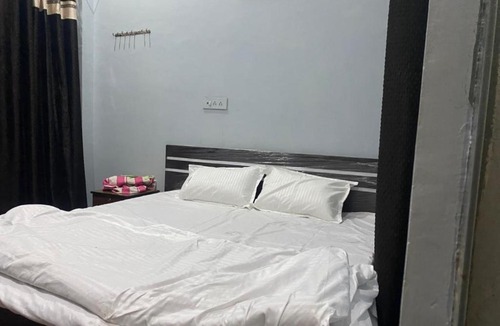 Mathura House | Geeta home