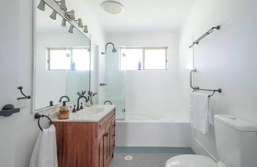 Kangaroo Valley House | Getawayz NSW - Clover Hill Farm - Large 3 Bedroom Family Home