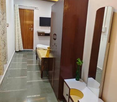 Agra House | Gharaunda Homestay