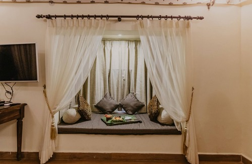 Talala Hotel | GIR LION SAFARI CAMP