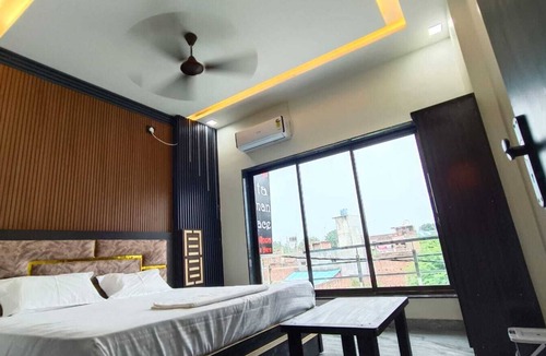 Faizabad Hotel | Gita Raman Palace